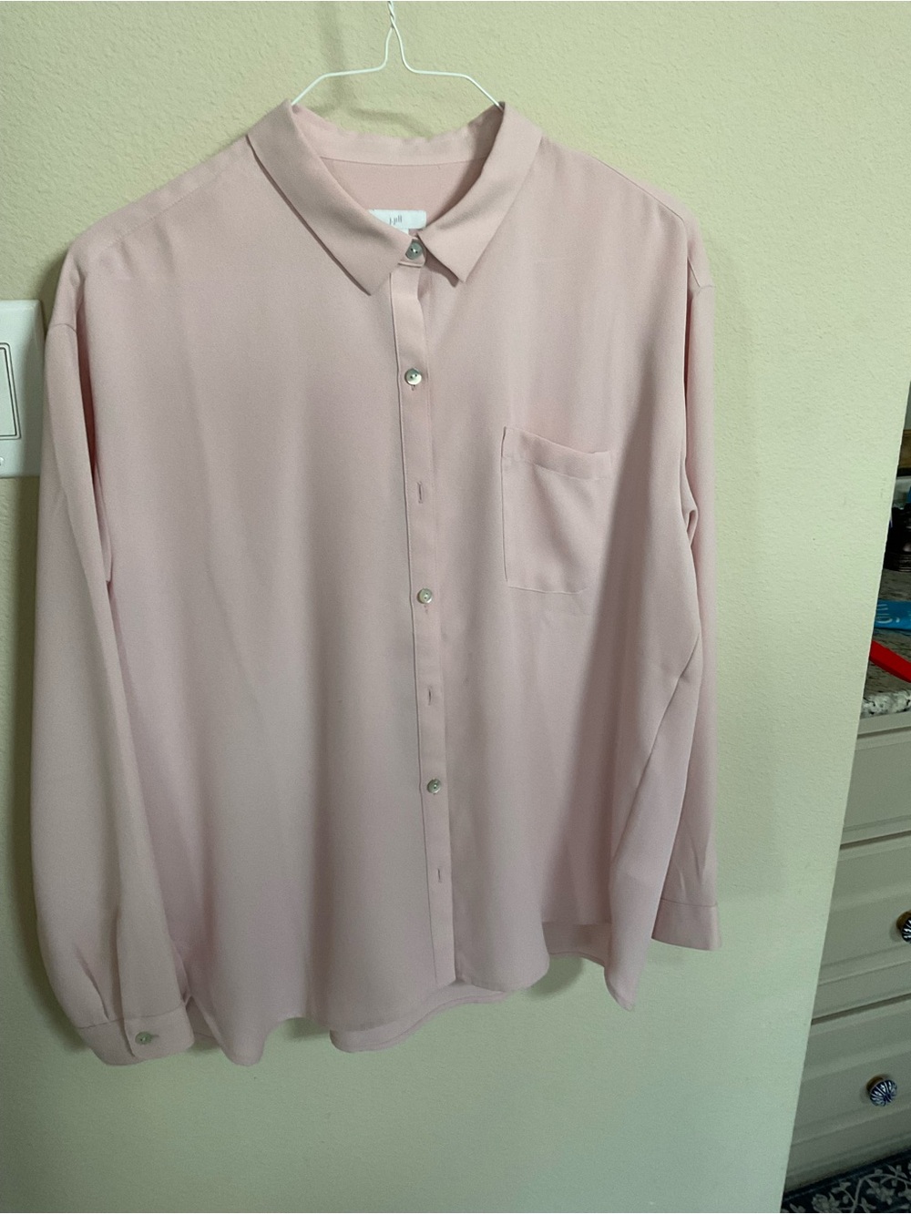 Pink crepe like long sleeve blouse